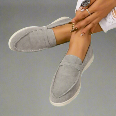 Hannah | Handgemaakte elegante suède mocassins