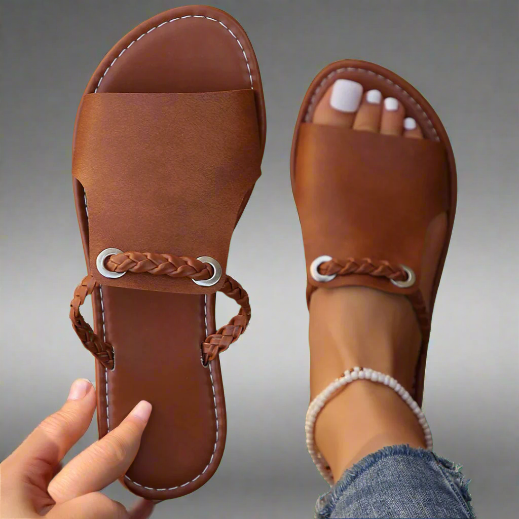 Katelina | Handgemaakte platte sandalen van eersteklas materiaal